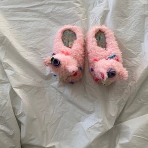 Girls slippers
